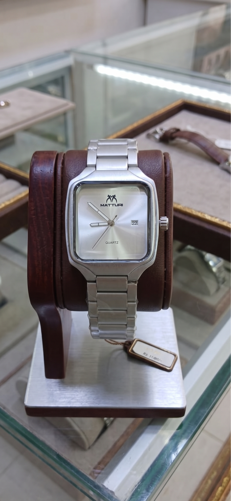 MATTURI Square Face Silver Watch