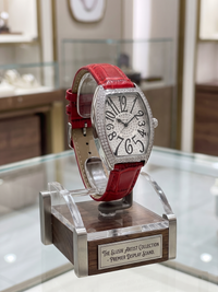 Lushik Luxury Diamond-Studded Quartz Watch - Striking Red Edition
