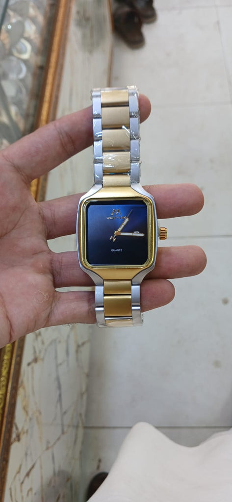 MATTURI Square Face Silver Watch