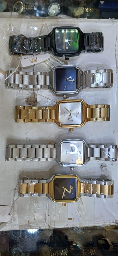 MATTURI Square Face Silver Watch